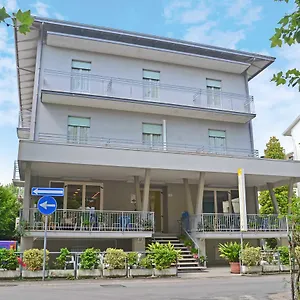 https://hotel-ivana.emilia-romagnahotels.net